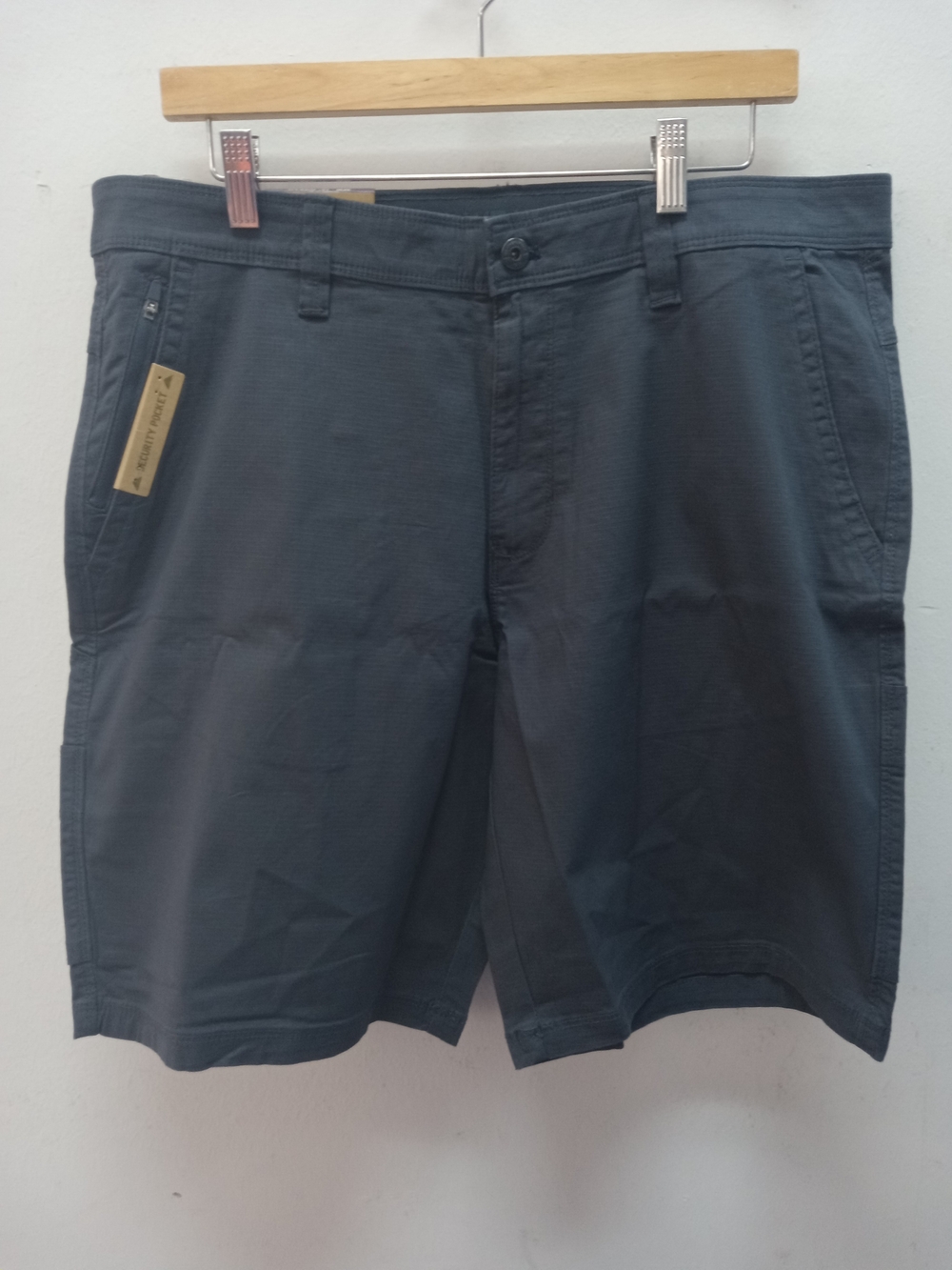 Weatherproof Men's Slate Gray Flat Front Shorts